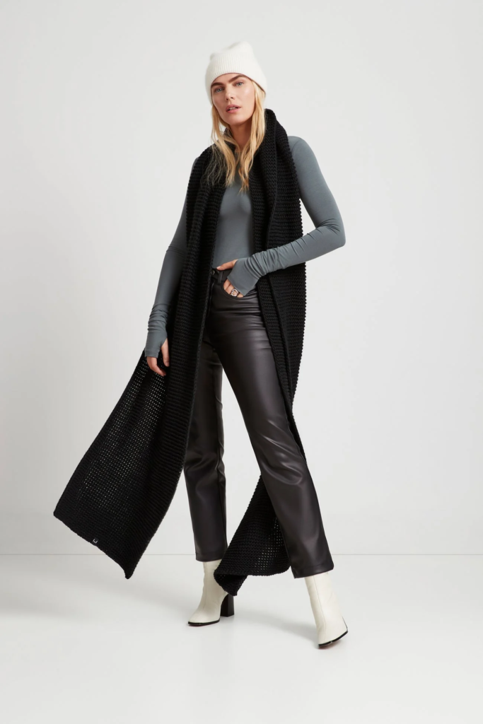 Women Winter long wool scarf that keep you warm
